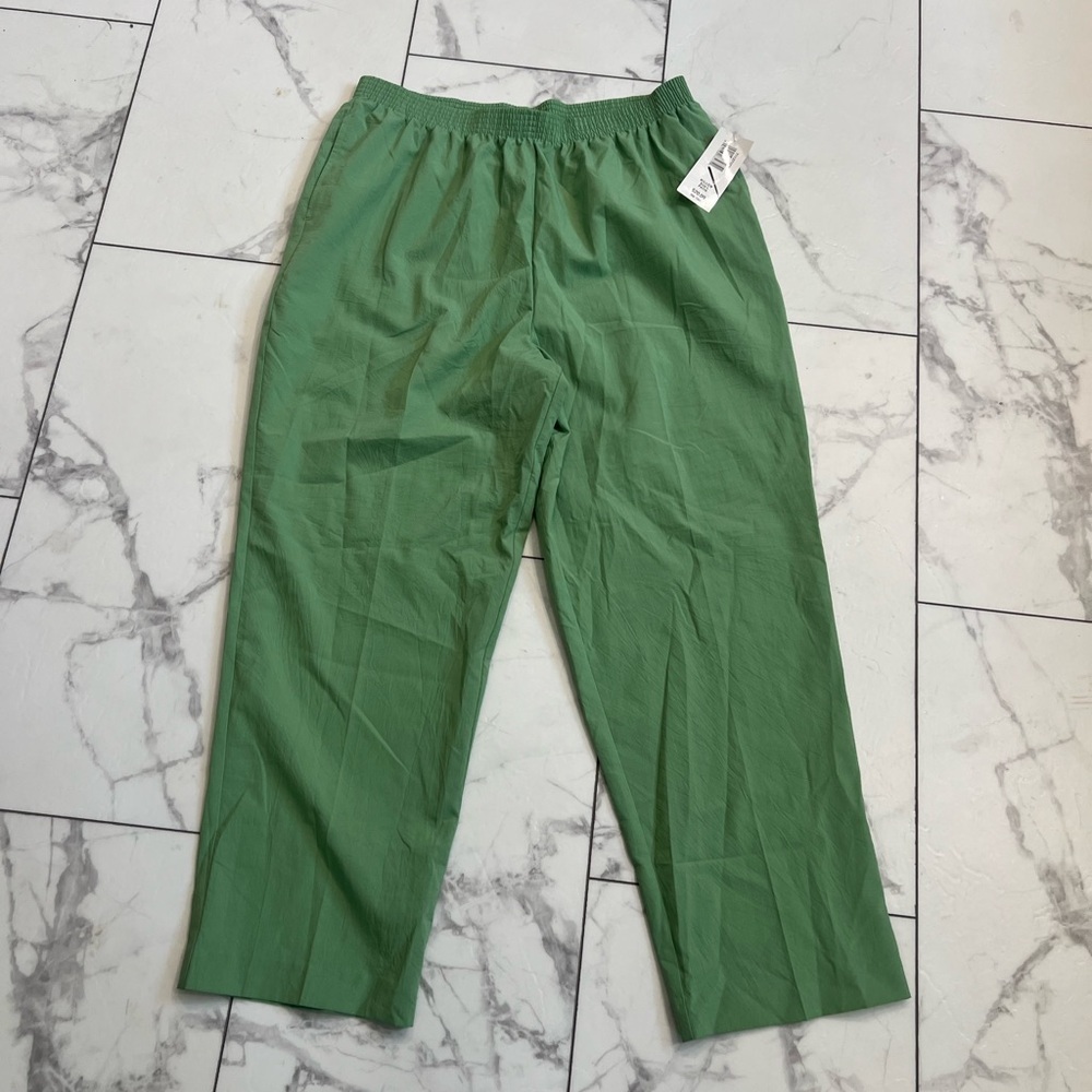 Bon Worth Green Ankle Pants